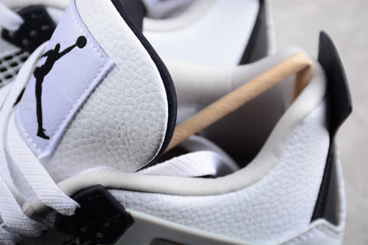 Air Jordan 4 Militär Schwarz 