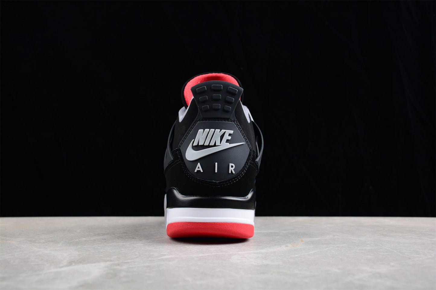 Air Jordan 4 Retro Bred 