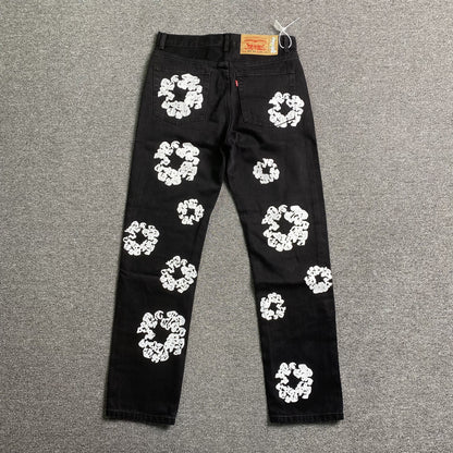 Jeans strappati in denim