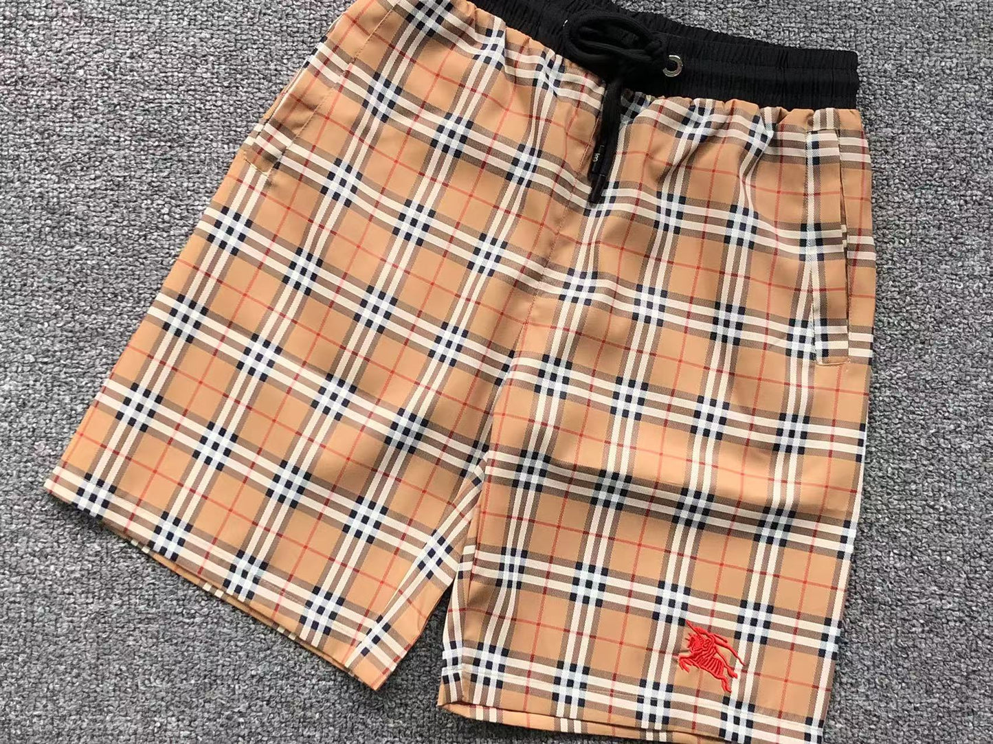 Pantaloncini Burberry