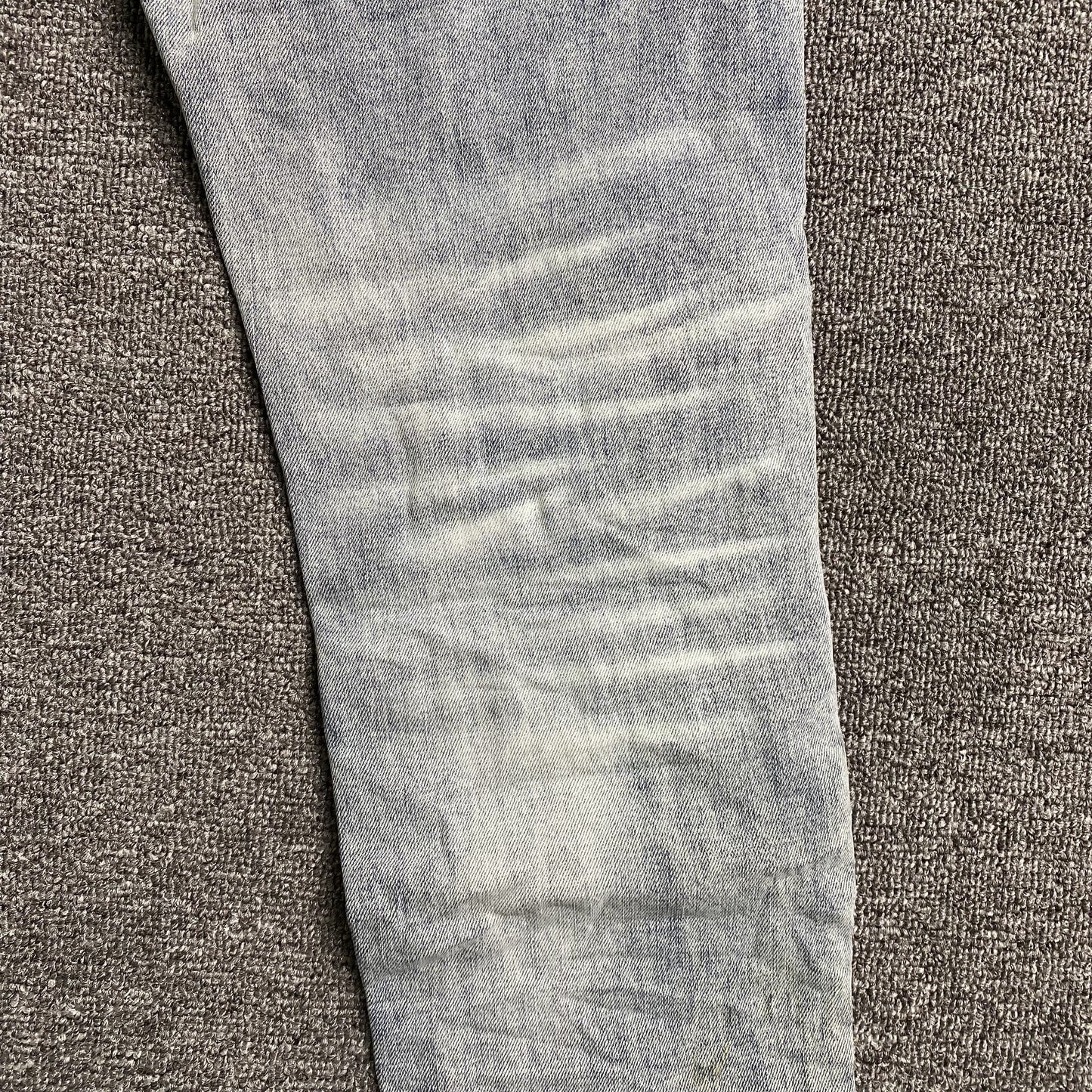 Schmale Jeans der Marke Purple Brand