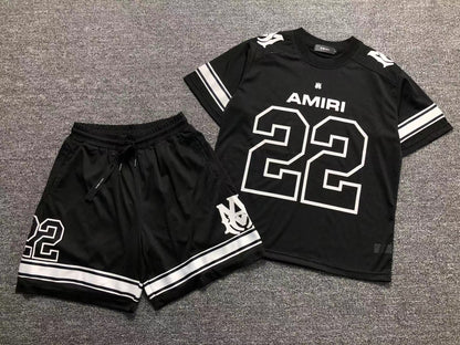 Pantaloncini e maglietta Amiri