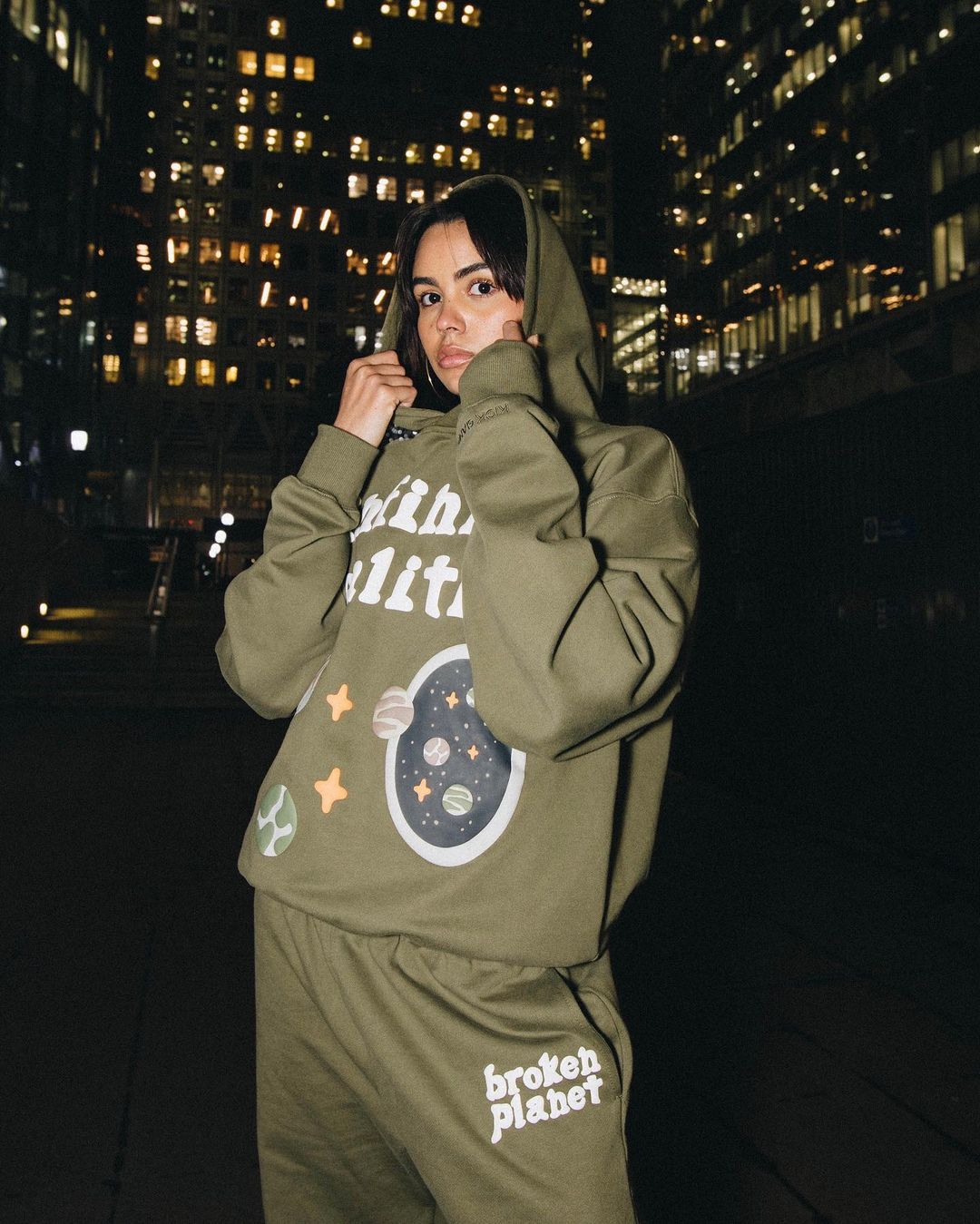 Broken Planet Infinite Realities Kapuzenpullover 