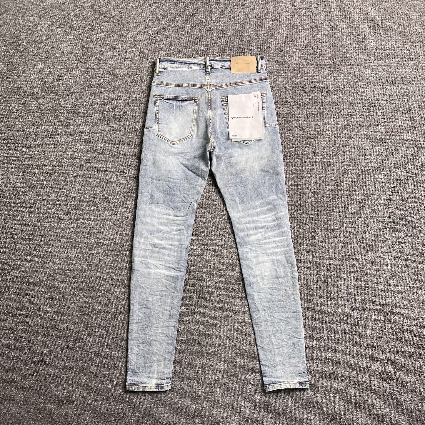 Schmale Jeans der Marke Purple Brand