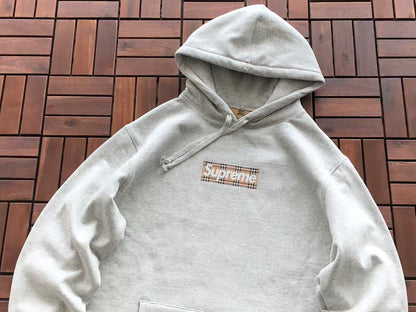 Sudadera con capucha BB