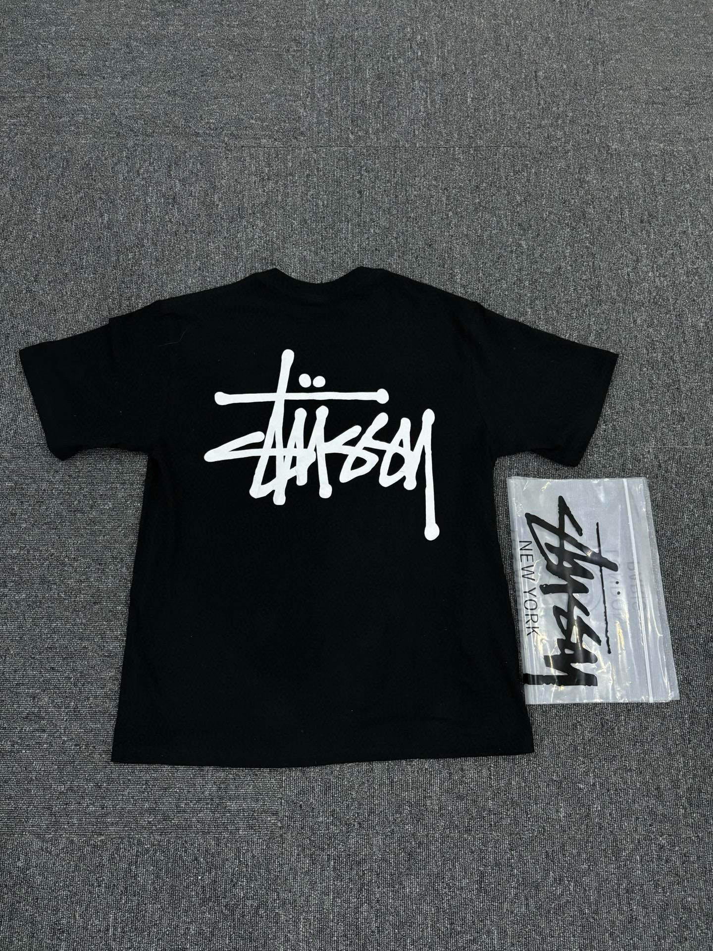 Camiseta Stu