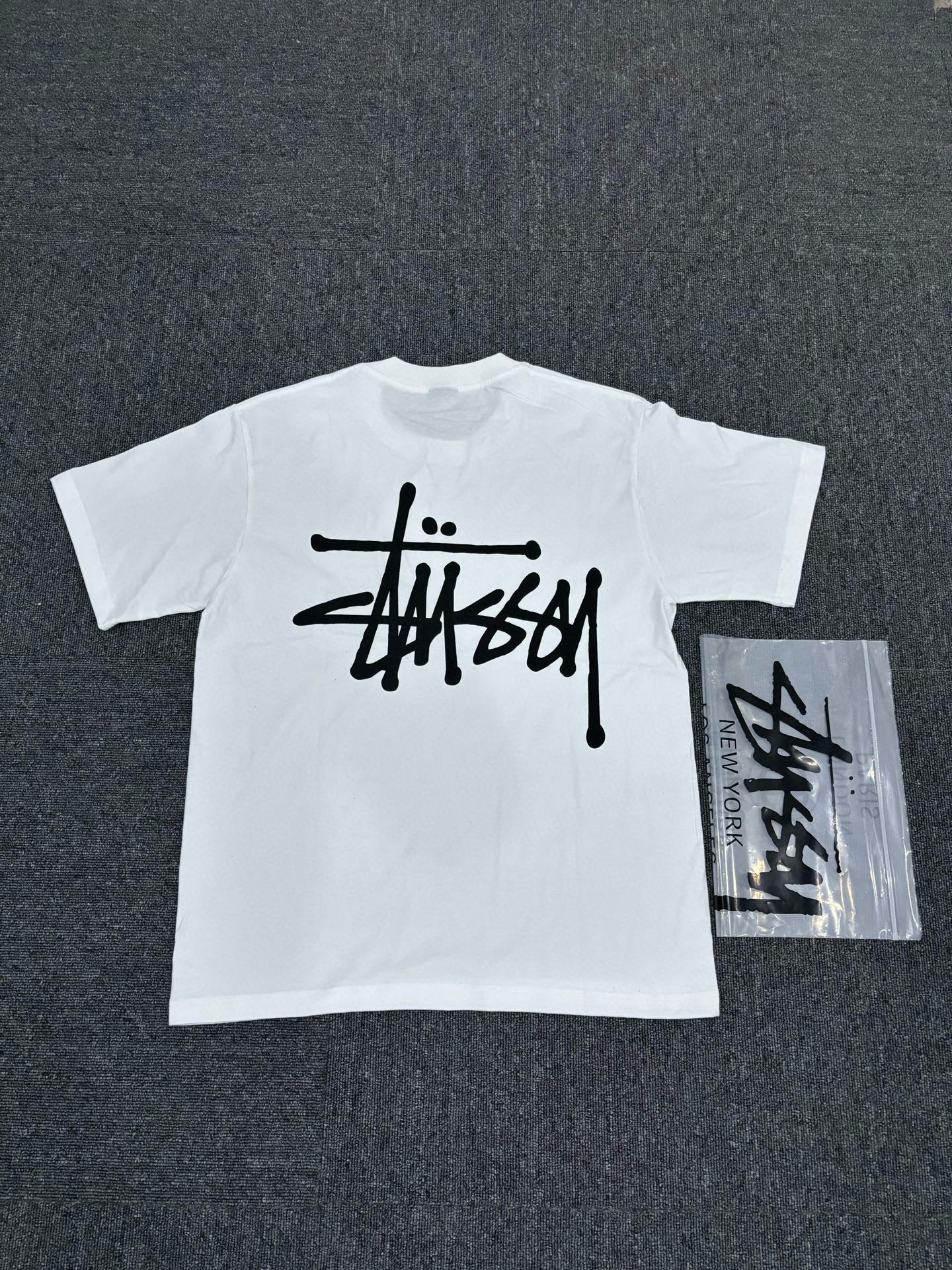 Camiseta Stu