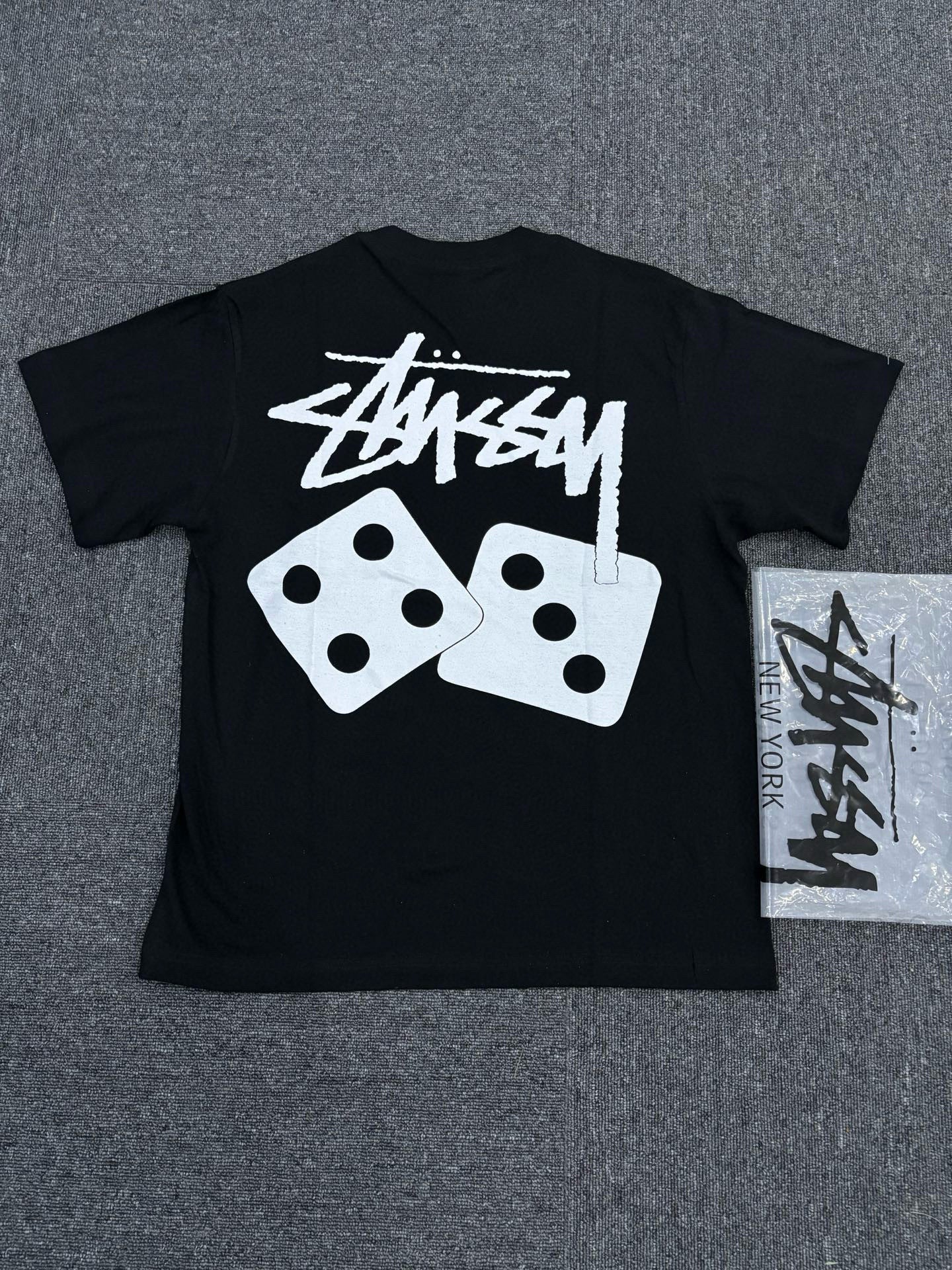 Camiseta Stu