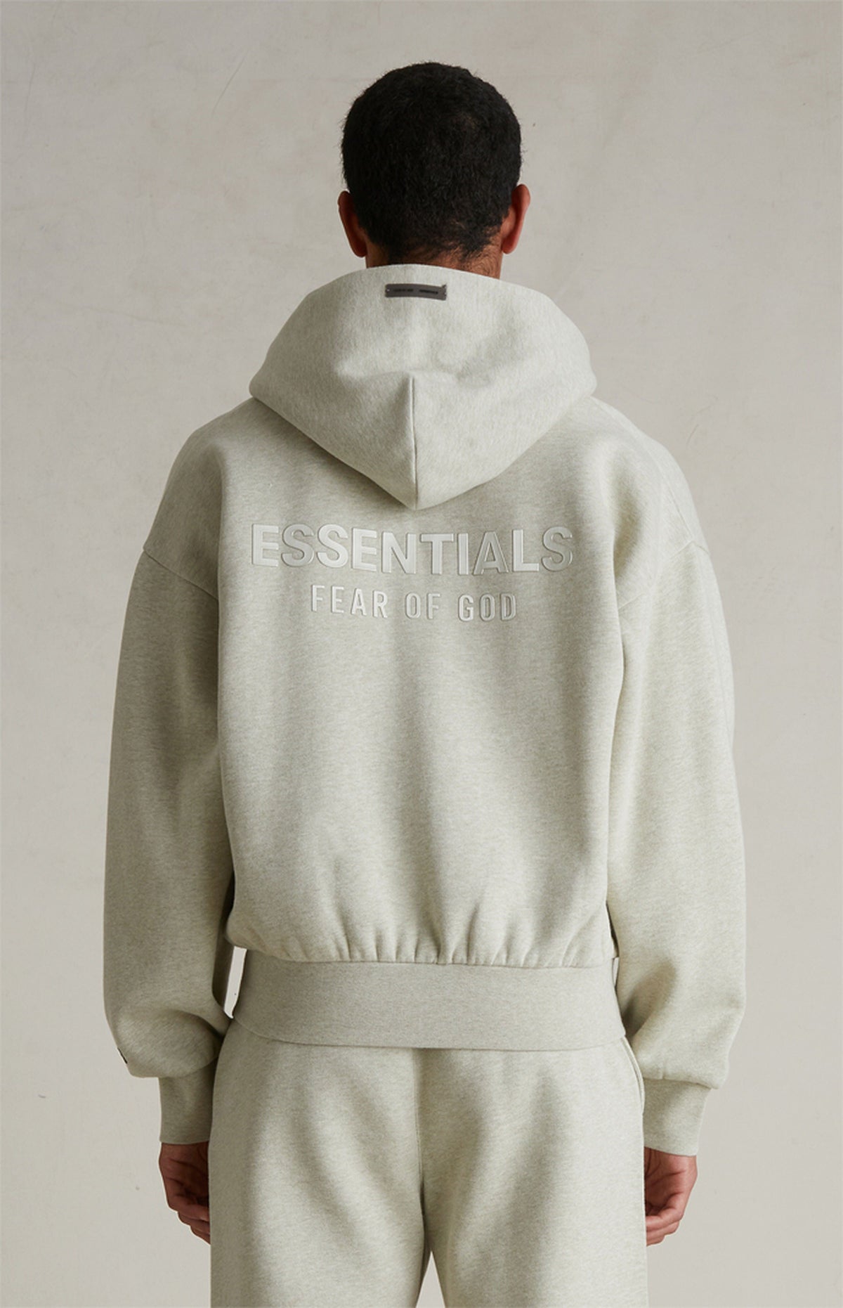 Felpa con cappuccio e zip FOG x Essentials 25Sp