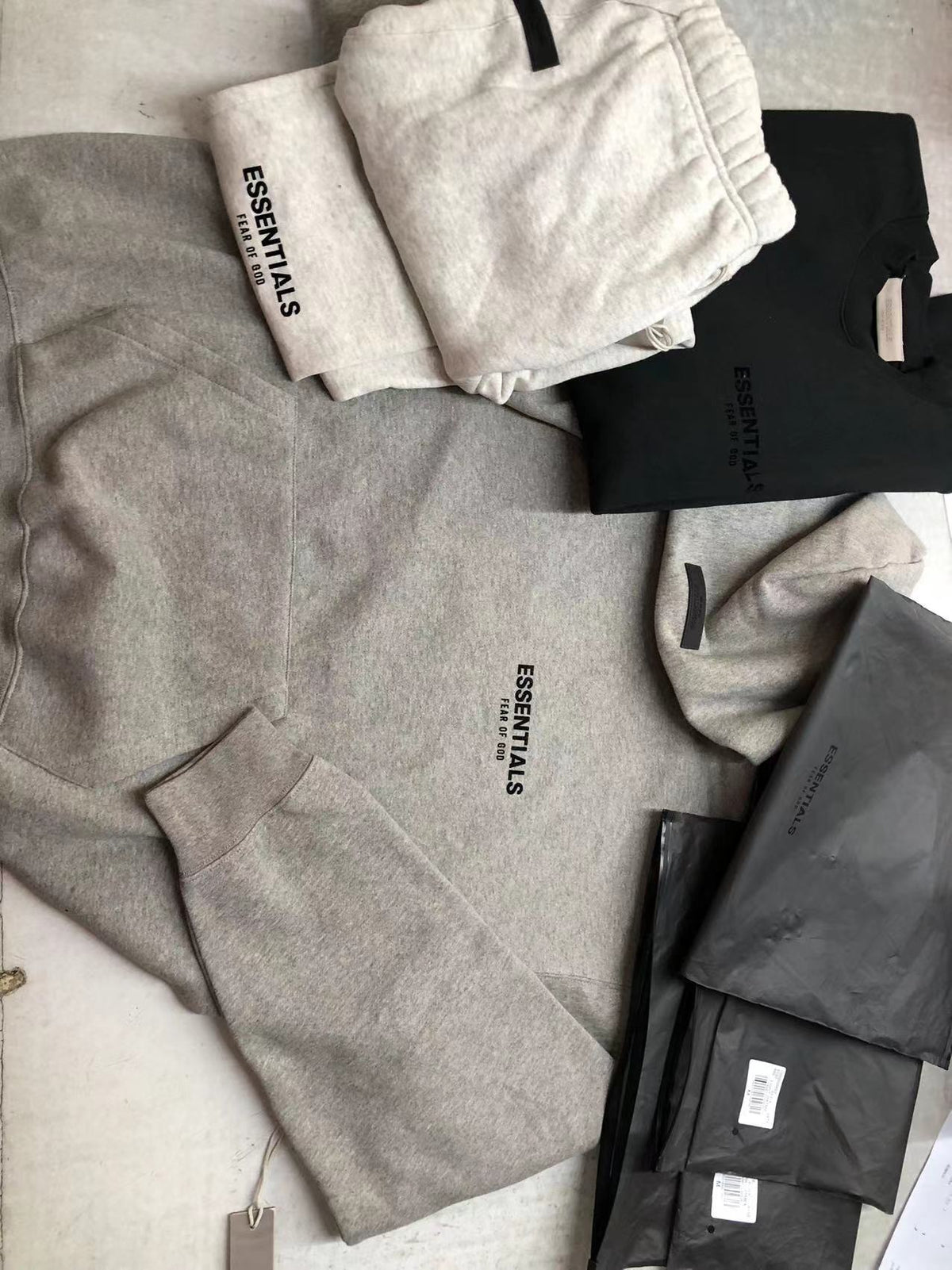 FOG x Essentials Felpa con cappuccio PE22
