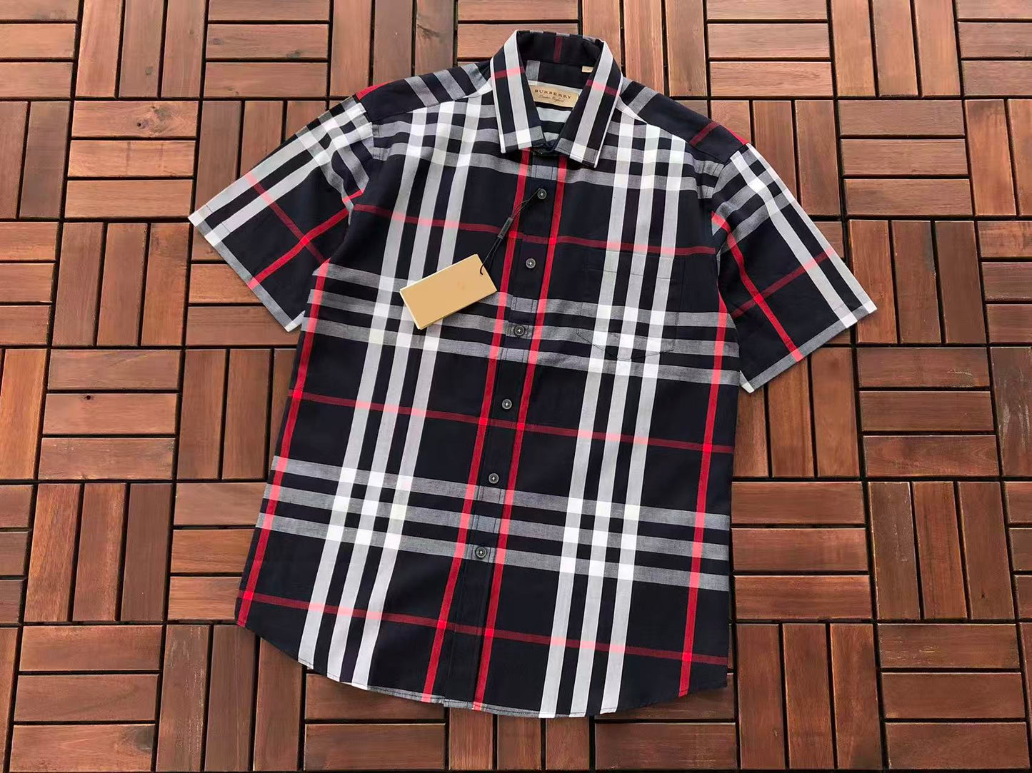 Camisa abotonada