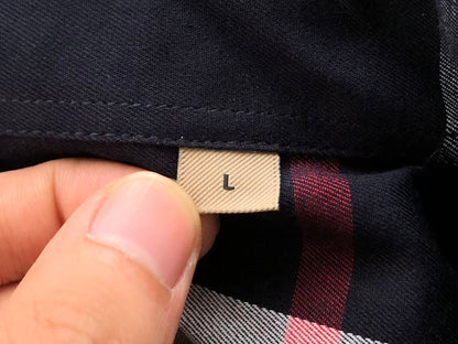 Camisa abotonada